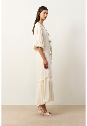 Camisa Kusa Con Efecto Satinado Para Mujer Camisa Kusa Con Efecto Satinado Para Mujer Crema M VÉLEZ