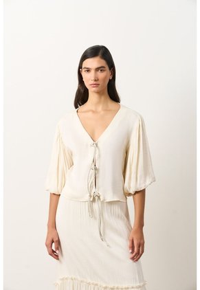 Camisa Kusa Con Efecto Satinado Para Mujer Camisa Kusa Con Efecto Satinado Para Mujer Crema M VÉLEZ