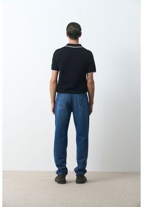 Jeans Wisa En Blue Denim Para Hombre Jeans Wisa En Blue Denim Para Hombre Azul 38 VÉLEZ