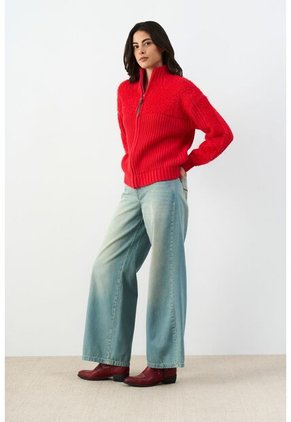 Sweater Tejido Silueta Bomber Astra Sweater Tejido Silueta Bomber Astra Rojo S VÉLEZ