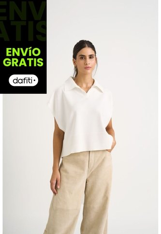 Polo Bora Tejida Para Mujer Silueta Boxy Polo Bora Tejida Para Mujer Silueta Boxy Crema XL VÉLEZ Vélez