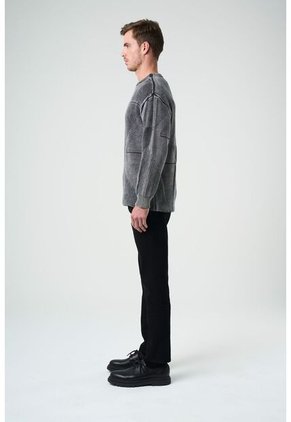 Jean Lucca En Black Denim Para Hombre Semi Fitted Jean Lucca En Black Denim Para Hombre Semi Fitted Negro 32 VÉLEZ