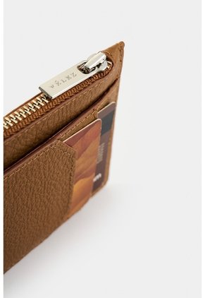 Porta Documentos Dalia De Cuero Para Mujer Versátil Porta Documentos Dalia De Cuero Para Mujer Versátil Miel VÉLEZ