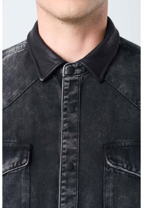 Sobrecamisa Alcor Manga Larga De Algodón Para Hombre Detalles Cuero Sobrecamisa Alcor Manga Larga De Algodón Para Hombre Detalles Cuero Negro XL VÉLEZ