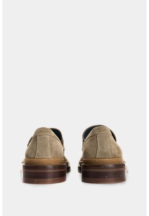 Mocasín Kiwa En Cuero Para Hombre Estilo Penny Loafer Mocasín Kiwa En Cuero Para Hombre Estilo Penny Loafer Tabaco 41 VÉLEZ