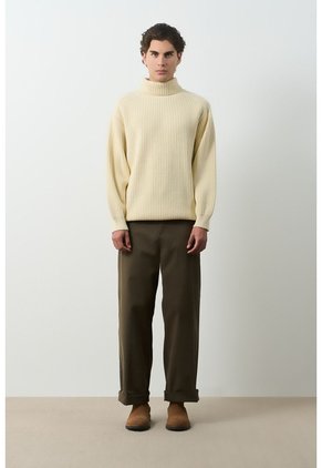 Sweater Tejido Thani Para Hombre Sweater Tejido Thani Para Hombre Arena XXL VÉLEZ