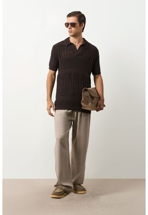 Polo Manga Corta En Tejiido Para Hombre Siloli Polo Manga Corta En Tejiido Para Hombre Siloli Cafe XL VÉLEZ