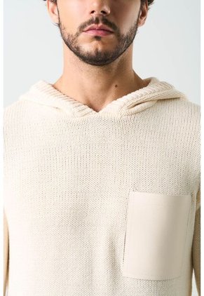 Sweater Semi Fit Tejido Para Hombre Oroa Sweater Semi Fit Tejido Para Hombre Oroa Crema XL VÉLEZ