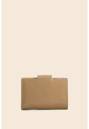 Billetera Taupe De Cuero Para Mujer Detalle Metálico Billetera Taupe De Cuero Para Mujer Detalle Metálico Arena Vélez
