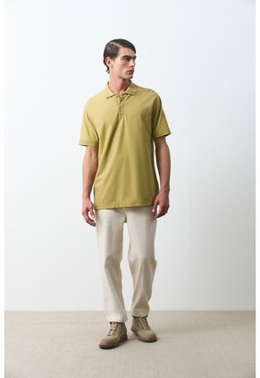 Polo Para Hombre Semi Fit Detalle Jacquard Polo Para Hombre Semi Fit Detalle Jacquard Verde M VÉLEZ
