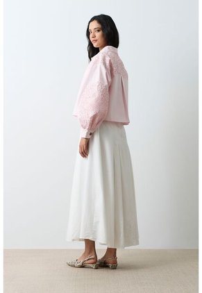 Chaqueta Aguamarina De Tela Para Mujer Bordados En Gamuza Chaqueta Aguamarina De Tela Para Mujer Bordados En Gamuza Rosado XS VÉLEZ