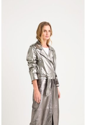 Chaqueta Biker Thaila De Cuero Para Mujer Acabado Metalizado Chaqueta Biker Thaila De Cuero Para Mujer Acabado Metalizado Plata XL VÉLEZ
