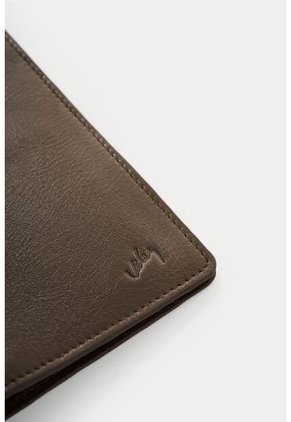 Porta Pasaporte De Cuero Para Hombre Sienna Porta Pasaporte De Cuero Para Hombre Sienna Cafe VÉLEZ