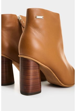 Botines Agata De Cuero Para Mujer Silueta Punta Botines Agata De Cuero Para Mujer Silueta Punta Miel 36 VÉLEZ