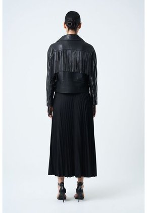 Chaqueta Lyra De Cuero Para Mujer Biker Flecos Chaqueta Lyra De Cuero Para Mujer Biker Flecos Negro L VÉLEZ