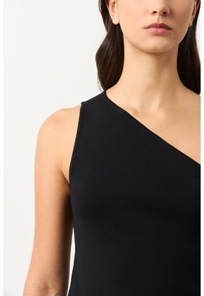 Top Tejido Asimetrico Para Mujer Quimera Top Tejido Asimetrico Para Mujer Quimera Negro XL VÉLEZ