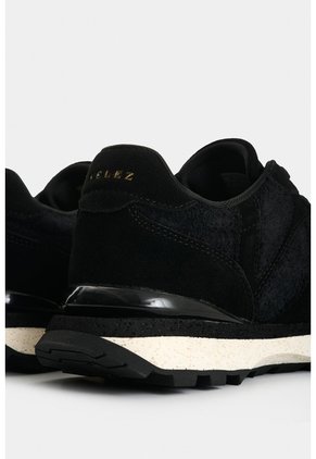 Tenis De Cuero Carnaza Para Mujer Sahara Tenis De Cuero Carnaza Para Mujer Sahara Negro 41 VÉLEZ