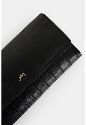 Porta Chequera Extravaganza De Cuero Para Mujer Grabado Porta Chequera Extravaganza De Cuero Para Mujer Grabado Negro VÉLEZ