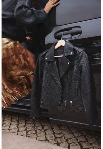 Chaqueta Claire Tejida De Cuero Para Mujer Silueta Biker Chaqueta Claire Tejida De Cuero Para Mujer Silueta Biker Negro L VÉLEZ Vélez