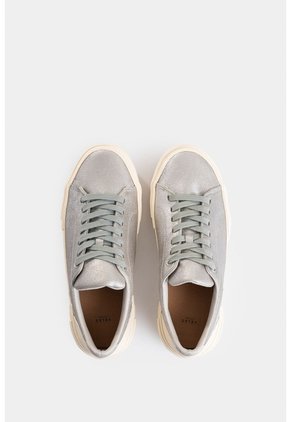 Tenis Torino 2.0 De Cuero Para Hombre Detalle Laminado Tenis Torino 2.0 De Cuero Para Hombre Detalle Laminado Plata 38 VÉLEZ