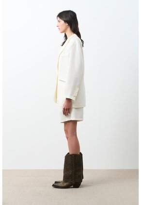 Blazer En Tejido Plano Para Mujer Tika Blazer En Tejido Plano Para Mujer Tika Crema S VÉLEZ