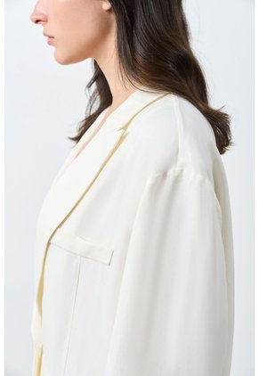 Blazer En Tejido Plano Para Mujer Tika Blazer En Tejido Plano Para Mujer Tika Crema S VÉLEZ