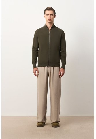 Sweater Misuri Tejido Para Hombre Cuello Alto Sweater Misuri Tejido Para Hombre Cuello Alto Verde Oliva M VÉLEZ Vélez