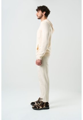 Sweater Semi Fit Tejido Para Hombre Oroa Sweater Semi Fit Tejido Para Hombre Oroa Crema M VÉLEZ