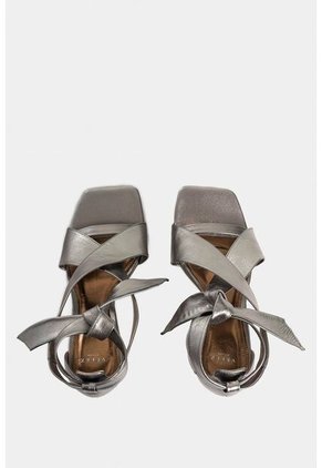 Sandalia Tacón Nucifera De Cuero Para Mujer Straps Sandalia Tacón Nucifera De Cuero Para Mujer Straps Plata 35 VÉLEZ