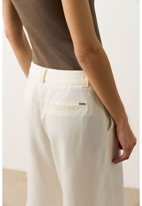 Pantalón Loa Palazzo Tiro Alto Para Mujer Pantalón Loa Palazzo Tiro Alto Para Mujer Crema 12 VÉLEZ