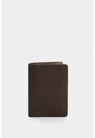 Porta Pasaporte De Cuero Para Hombre Sienna Porta Pasaporte De Cuero Para Hombre Sienna Cafe VÉLEZ Vélez