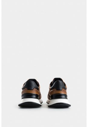 Tenis Cooper 3 De Cuero Para Hombre Spoiler En Contraste Tenis Cooper 3 De Cuero Para Hombre Spoiler En Contraste Brandy 46 VÉLEZ