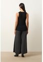 Camiseta Tejida Para Mujer Efecto Metalizado Lúrex Camiseta Tejida Para Mujer Efecto Metalizado Lúrex Negro Perlado M VÉLEZ de Vélez