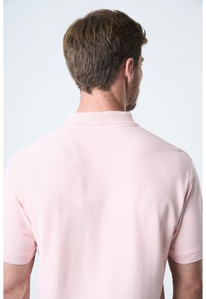 Polo Para Hombre Semi Fit Detalle Jacquard Polo Para Hombre Semi Fit Detalle Jacquard Rosado XL VÉLEZ