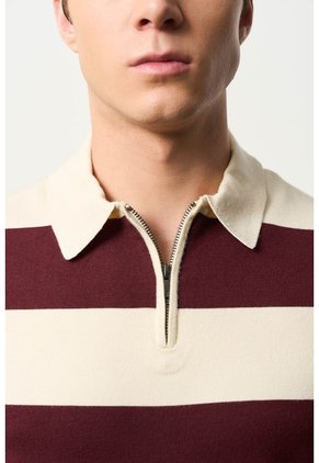 Polo Manga Corta En Tejido Para Hombre Liana Polo Manga Corta En Tejido Para Hombre Liana Vinotinto L VÉLEZ