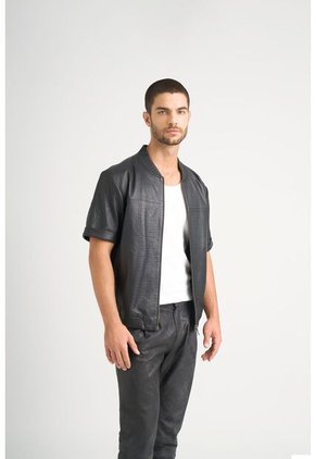 Camisa Manga Corta Sika 2.0 De Cuero Para Hombre Semi Fitted Camisa Manga Corta Sika 2.0 De Cuero Para Hombre Semi Fitted Negro M VÉLEZ