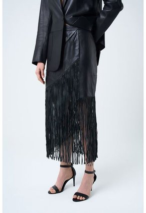 Falda Lyra De Cuero Para Mujer Silueta Wrap Falda Lyra De Cuero Para Mujer Silueta Wrap Negro 12 VÉLEZ