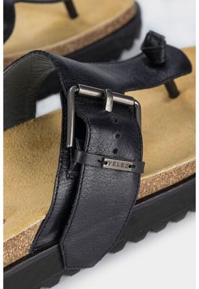 Sandalias Planas Saturno De Cuero Para Mujer Tres Puntadas Sandalias Planas Saturno De Cuero Para Mujer Tres Puntadas Negro 39 Vélez