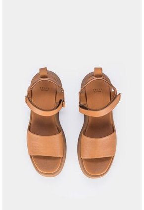 Sandalias Plataforma Milán Para Mujer De Cuero Con Brillo Natural Sandalias Plataforma Milán Para Mujer De Cuero Con Brillo Natural Miel 34 Vélez