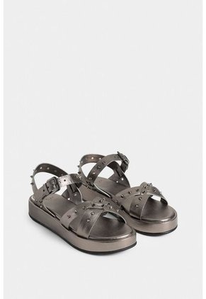 Sandalia Plataforma Calas De Cuero Folia Para Mujer Correa Taches Sandalia Plataforma Calas De Cuero Folia Para Mujer Correa Taches Plata 39 VÉLEZ