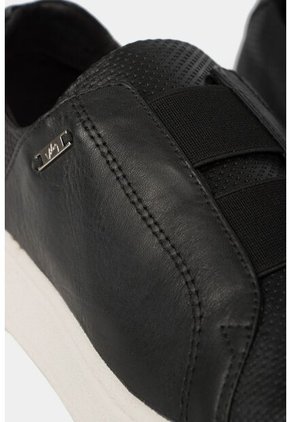 Mocasines Plataforma De Cuero Grabado Mocasines Plataforma De Cuero Grabado Negro 34 VÉLEZ