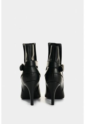 Botines Calix De Cuero Para Mujer Silueta Office Botines Calix De Cuero Para Mujer Silueta Office Negro 35 VÉLEZ