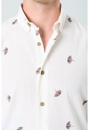 Camisa Manga Larga Semi Fitted Para Hombre Sienna Camisa Manga Larga Semi Fitted Para Hombre Sienna Crema XL VÉLEZ