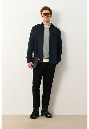 Camisa Manga Larga Bosa Para Hombre Semi Fitted Camisa Manga Larga Bosa Para Hombre Semi Fitted Azul Oscuro XXL VÉLEZ