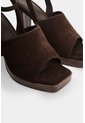 Sandalia Plataforma En Cuero Gamuzado Para Mujer Misak Sandalia Plataforma En Cuero Gamuzado Para Mujer Misak Cafe 40 VÉLEZ de Vélez