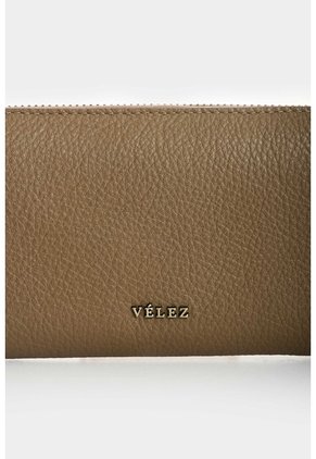 Porta Chequera De Cuero Para Mujer Angola Porta Chequera De Cuero Para Mujer Angola Tabaco VÉLEZ