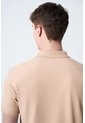Polo Para Hombre Semi Fit Detalle Jacquard Polo Para Hombre Semi Fit Detalle Jacquard Arena XXL VÉLEZ de Vélez