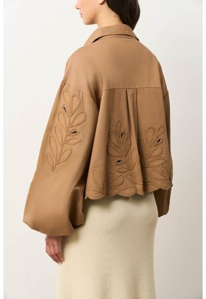 Chaqueta En Dril Para Mujer Runas Chaqueta En Dril Para Mujer Runas Tabaco XS VÉLEZ