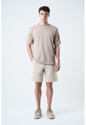 Bermuda Acacia En Drill Para Hombre Silueta Amplia Bermuda Acacia En Drill Para Hombre Silueta Amplia Crema 30 VÉLEZ Vélez
