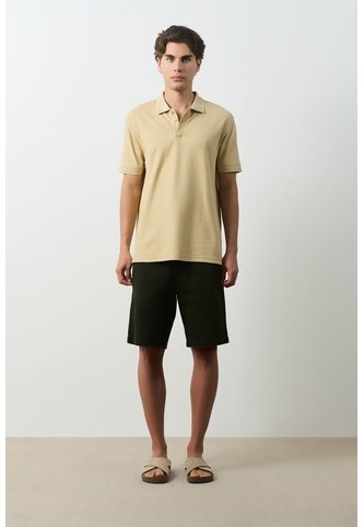 Polo Para Hombre Semi Fit Detalle Jacquard Polo Para Hombre Semi Fit Detalle Jacquard Kaky XL VÉLEZ Vélez